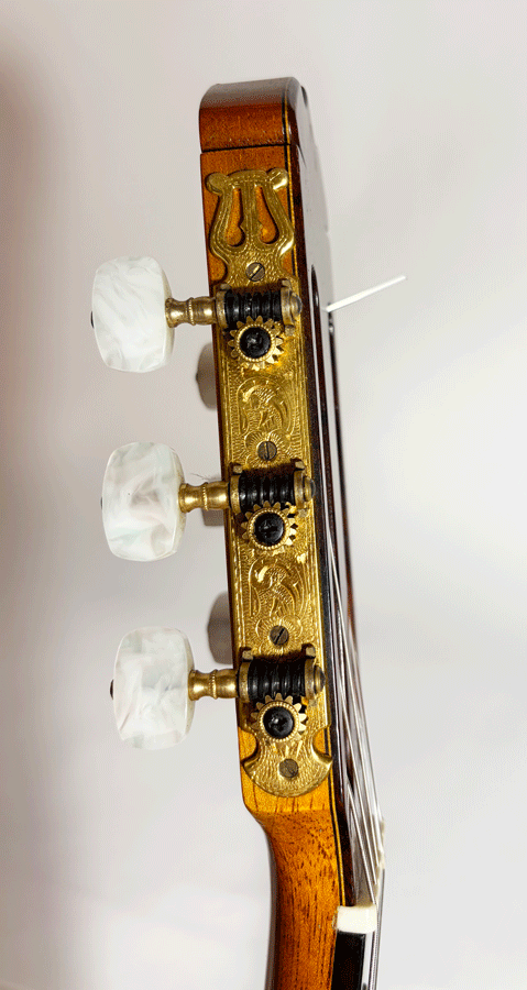 J.R-tuners-.gif