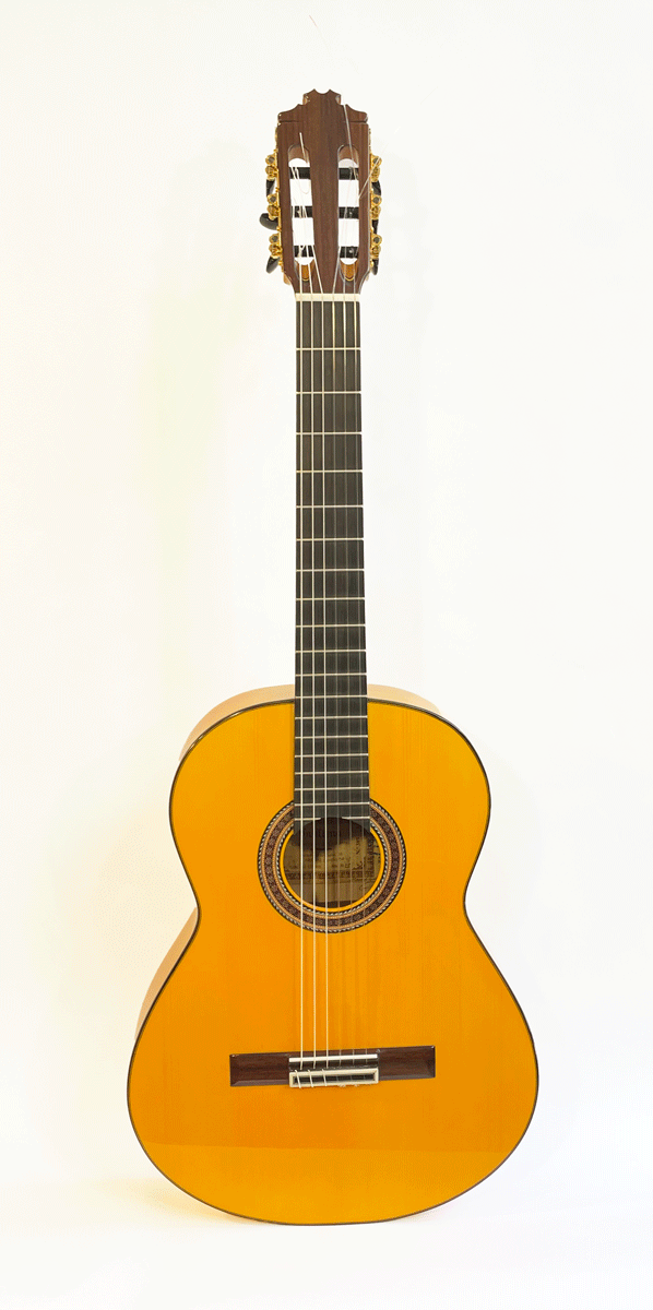 M.G-front-Blanca-2-.gif