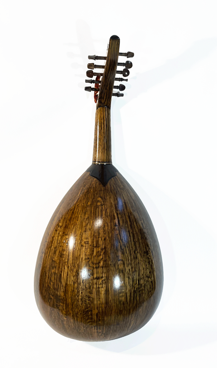 Oud-Back-3-.gif