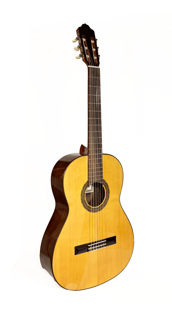 Esteve 4st Spruce classic Guitar 